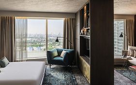 Novotel London Canary Wharf